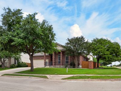 2557 Sir Barton Bay