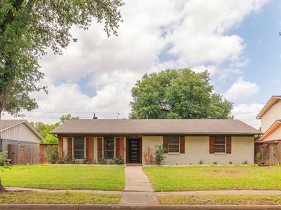 11245 Buchanan Dr