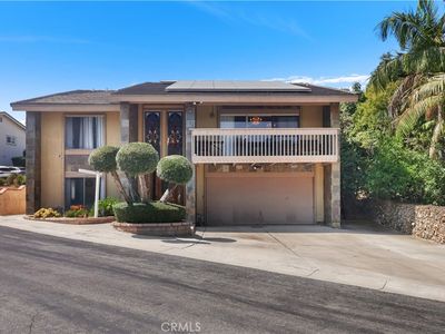 3438 Avocado Hill Way