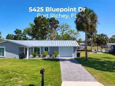 5425 Bluepoint Dr