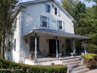 421 Carbon St