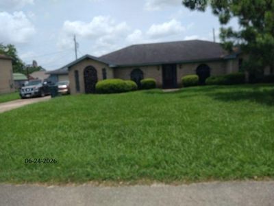 2230 W Highland Dr