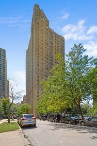 5000 S East End Ave APT 2A