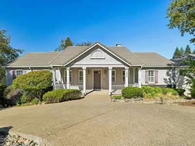 3428 Chasen Dr