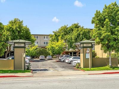 847 N Humboldt St APT 302