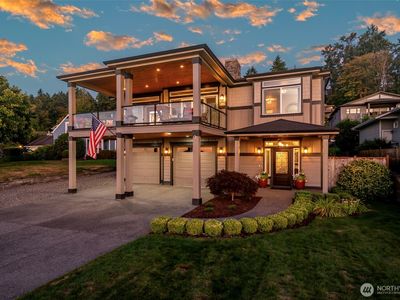 2110 Lafayette Street