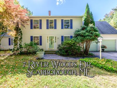 7 River Woods Drive