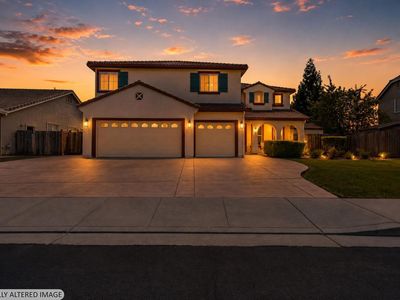 913 Zephyr Ln