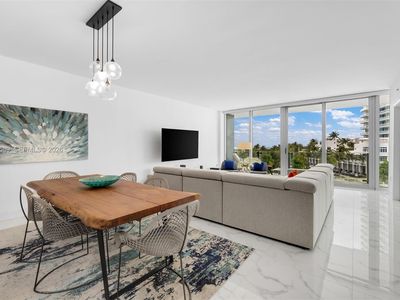 1 Collins Ave Unit 402