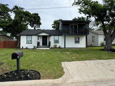 513 W South St