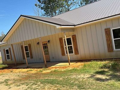 455 Leslie Rd