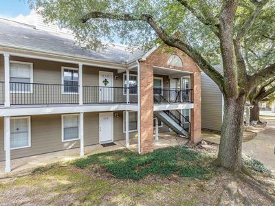 141 E Boyd Dr APT 211