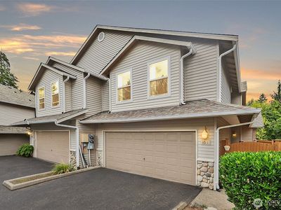 15 87th Avenue NE #B