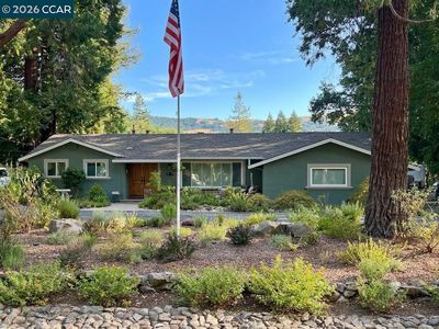 162 La Questa Dr