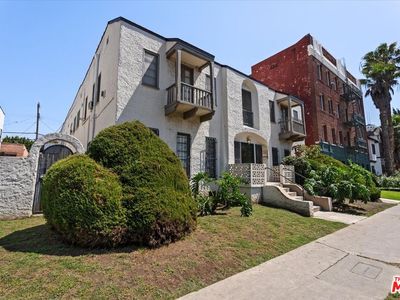 630 S Cochran Ave