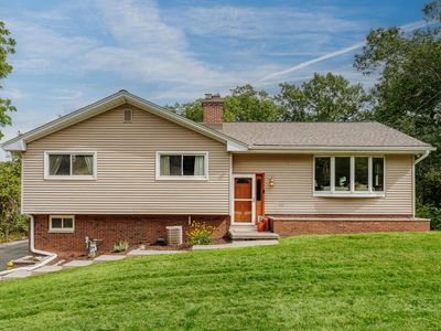 228 N Sawyer ROAD