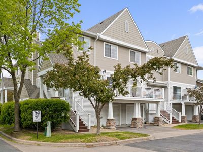 7601 Garfield Ave S Unit 101