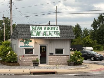 100 E Kiracofe Ave
