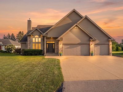 2705 Oakwood Cir