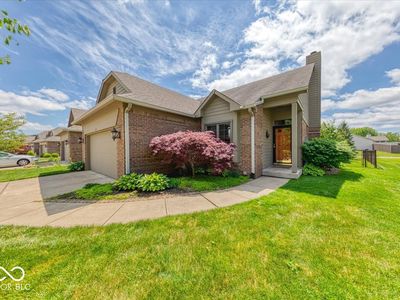 Property at 683 Cottage Ln, Greenwood, IN