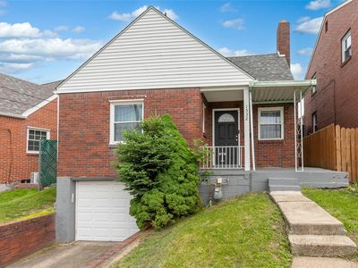 1532 Trinity St