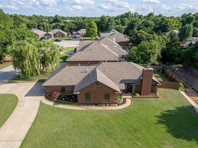 1532 E Twin Brook Ter