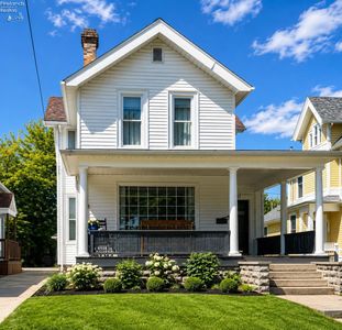 907 Central Ave