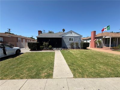 Property at 713 E Palmer St, Compton, CA