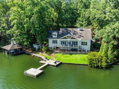 540 Hall Dr