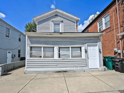 329 Stanley Ave