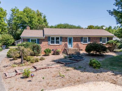 580 Kenmore Rd