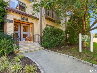 2435 Bedford Street #21C