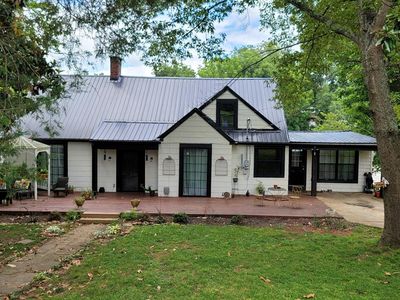 120 Gaines St