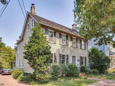 15 E 2nd St