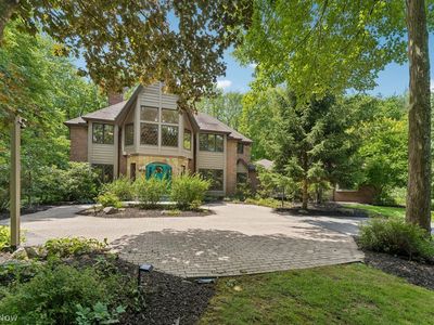 8840 Forest Edge Dr