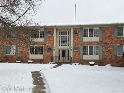 500 Romeo Rd UNIT 122