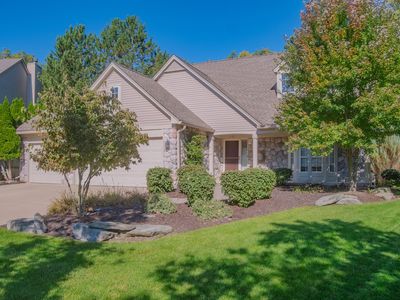 1083 Chestnut Ln