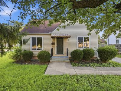 2431 Lexington Ave