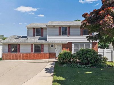 2318 Smiths Ln