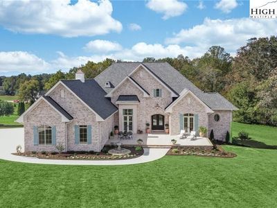 202 Canterbury Drive