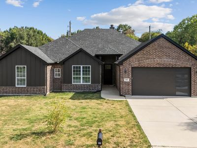 101 Darrell Dr