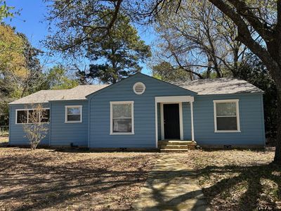 109 Laird Ln
