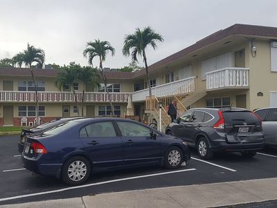1504 N 12th Ct APT 7B