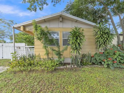 2005 NW 11th Ave