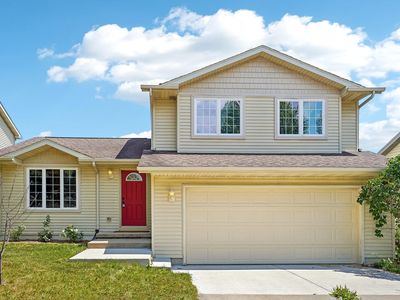 2421 Renaissance Dr