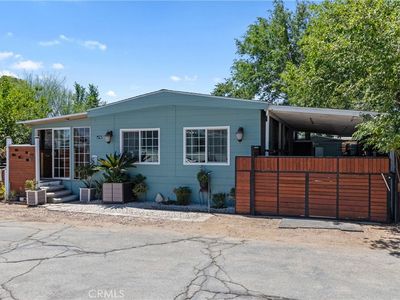 1258 W Rosamond Blvd