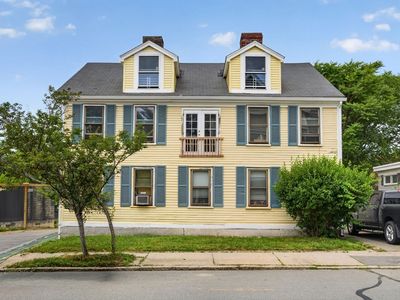 328-330 Cabot St