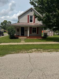 401 E Adams St