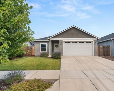 692 Kaitlin Ln