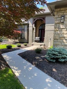 1136 Hooverview Dr